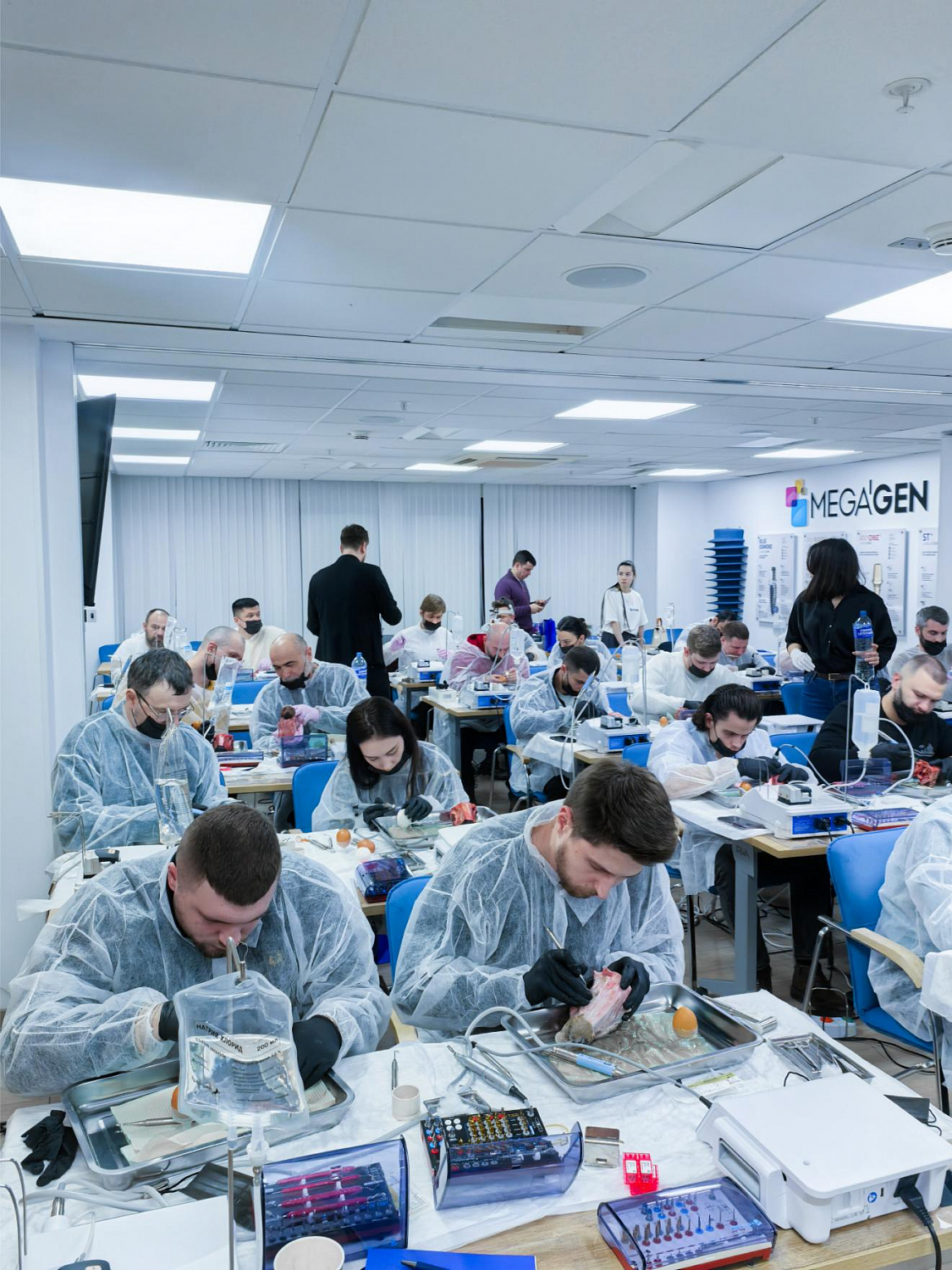 Два дня глубокой практики по костной пластике и синус-лифтингу