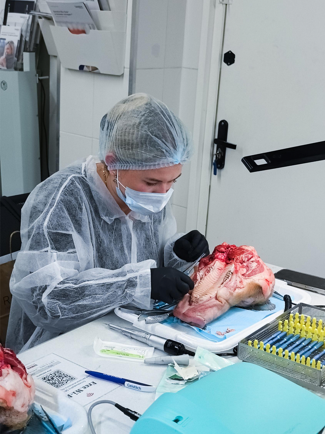 Малотравматичное удаление как основа имплантации