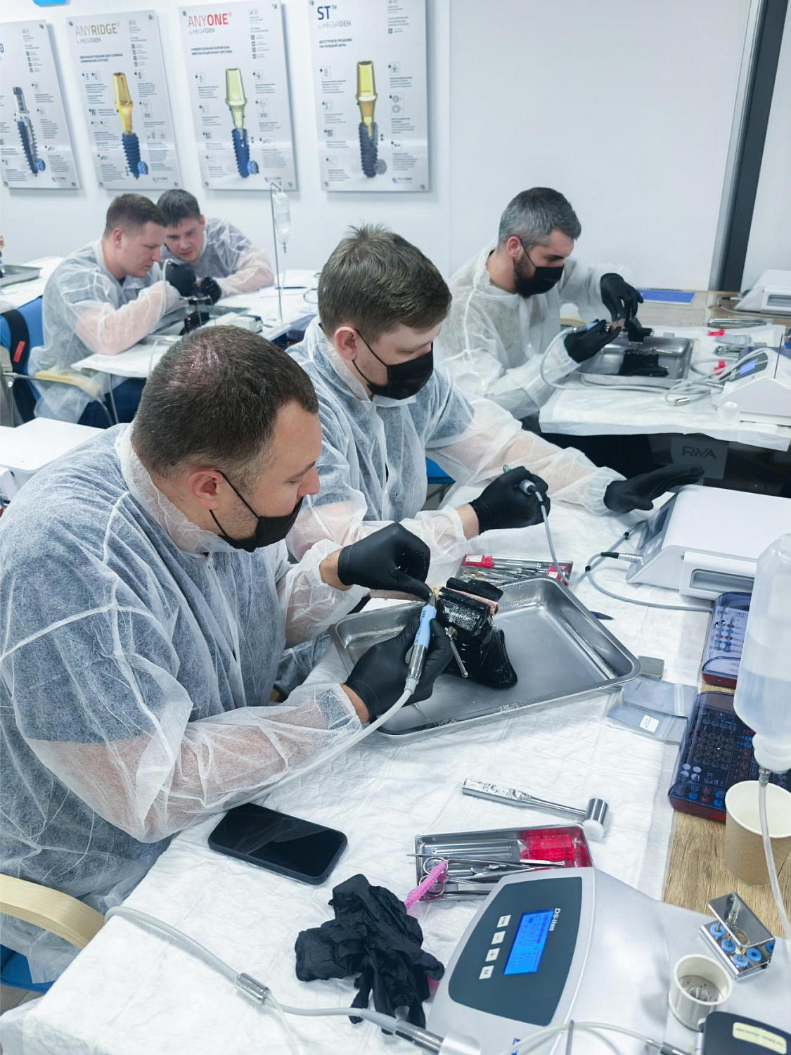 Два дня глубокой практики по костной пластике и синус-лифтингу