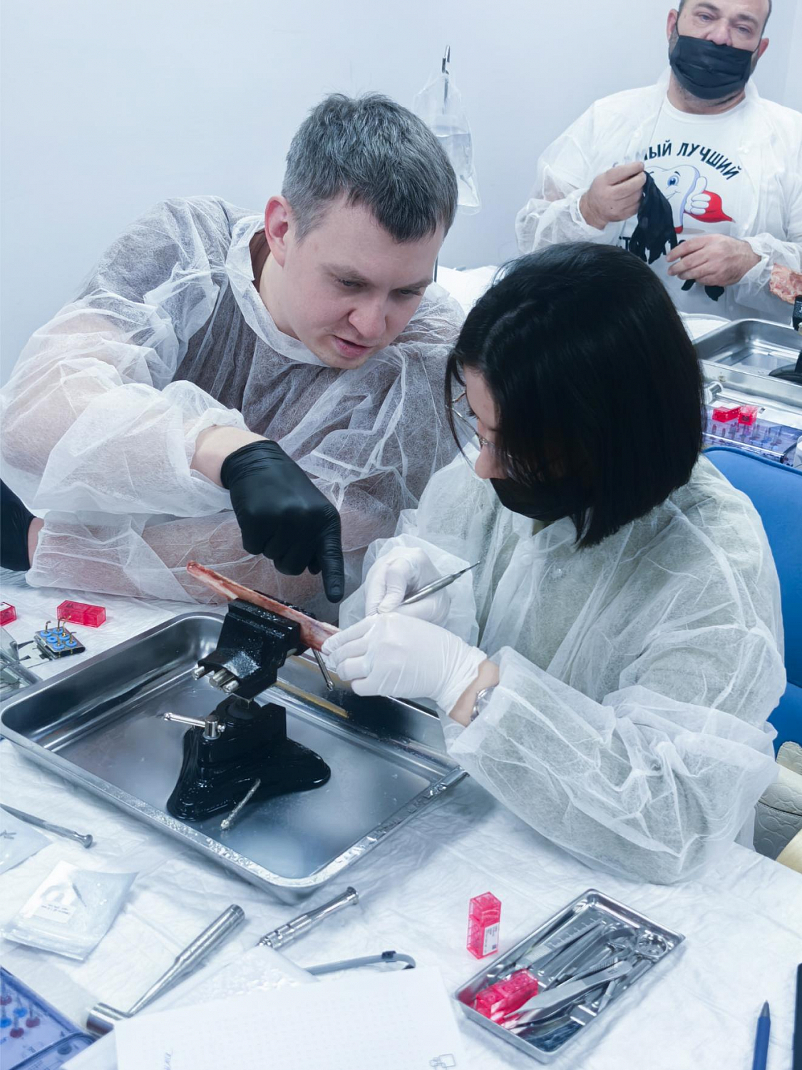 Два дня глубокой практики по костной пластике и синус-лифтингу