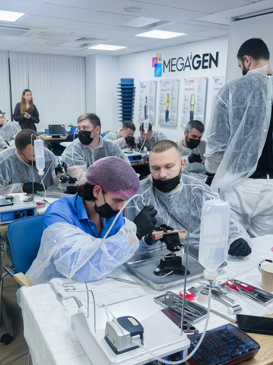 Два дня глубокой практики по костной пластике и синус-лифтингу