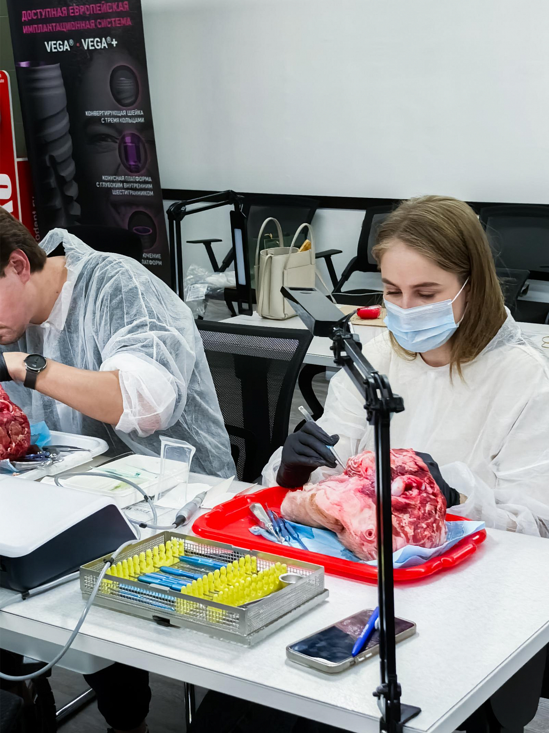 Малотравматичное удаление как основа имплантации