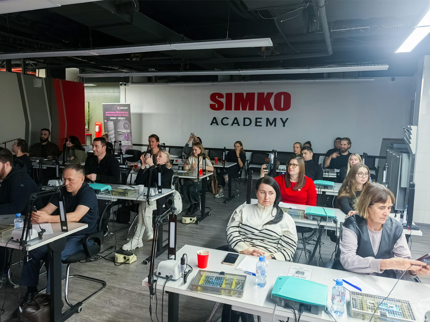 Малотравматичное удаление как основа имплантации