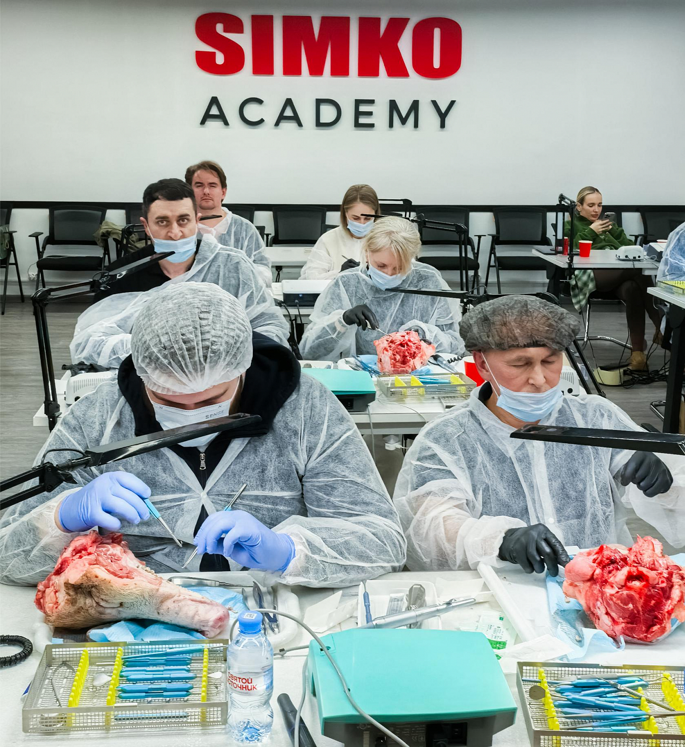 Малотравматичное удаление как основа имплантации