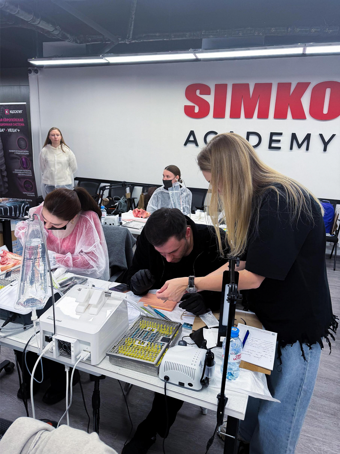 Удалить зуб и сохранить лунку: как проходит малотравматичная хирургия  