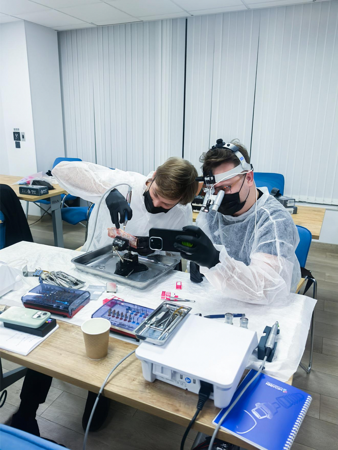 Два дня глубокой практики по костной пластике и синус-лифтингу